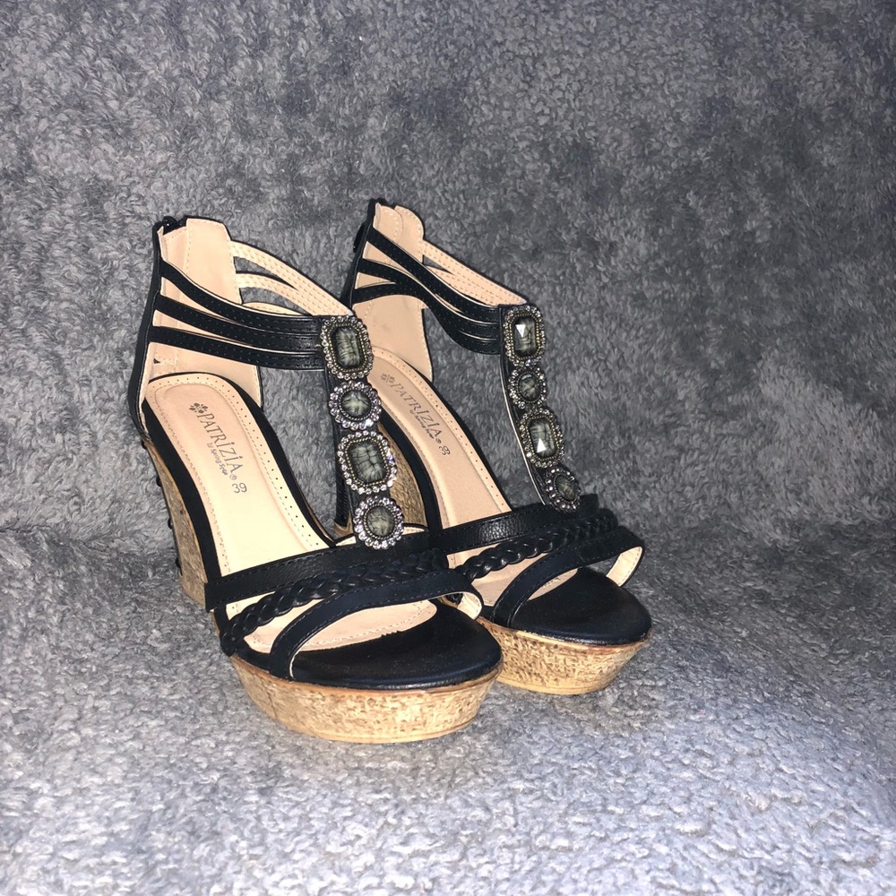 Last chance 🐞Black cork wedges